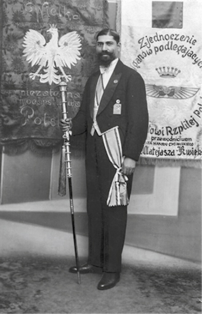 Matejasz Kwiek (ca. 1887 – 1937) as a Gypsy King. Warszawa, Poland, 1930s.