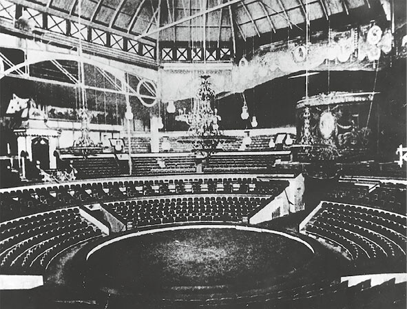 Innenraum des Markthallenzirkus (ca. 1890). Foto: Archiv Friedrichstadt-Palast.