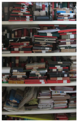 Figure 13.2: The collection of the khizāna documented (right) and in reality (left). These pictures show the enshrining practices of the community. Left: one of the iron cupboards of the khizāna, in which manuscripts and documents are stored. Right: historic khizāna book lists, including Gujarati numerals (below)