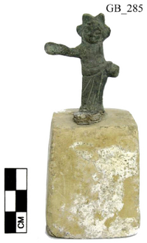 Figure A36: Worshiper holding a patera and standing on a base (inv. N. 3038; by permission of the Soprintendenza ABAP dellâUmbria).