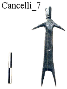 Figure A194: Highly schematic female figure (inv. N. 637518; after Manca et al. 2014, 56 n. 35).